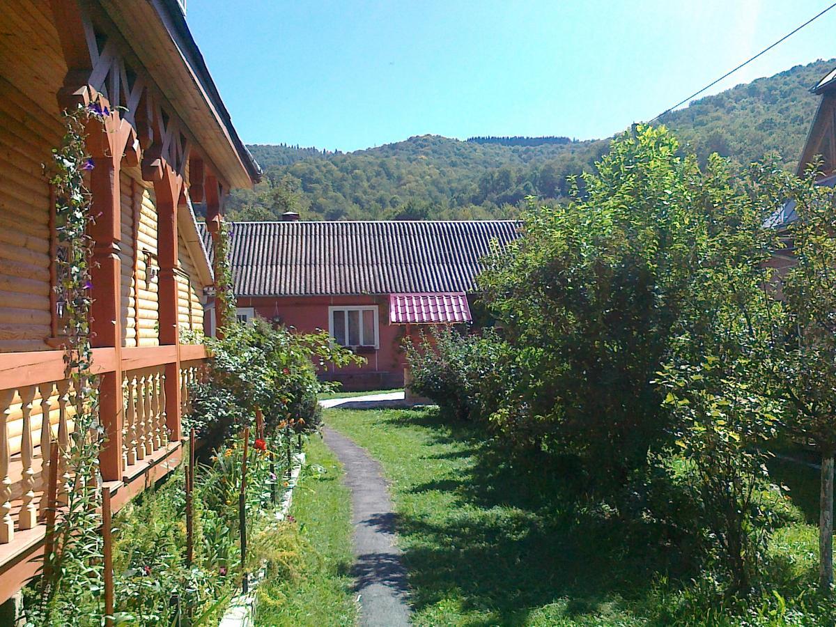 Borgaza Hotel Yaremche Exterior photo